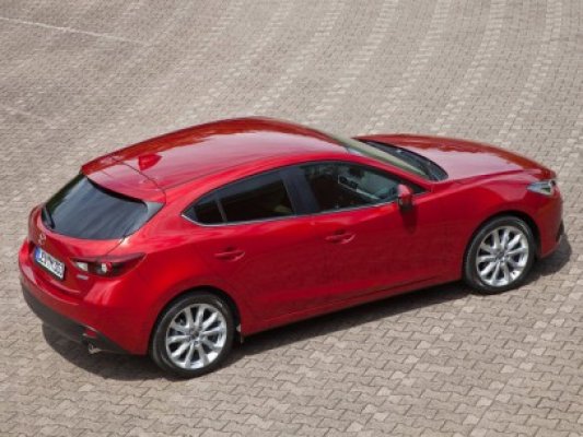 Cu noua Mazda3 în jurul lumii: de la Hiroshima la Frankfurt